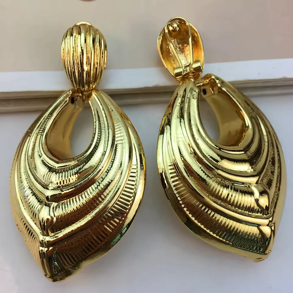 SPC012 Fashion Italian Dubai Gold Plated Light Weight Jewelry Set (4)