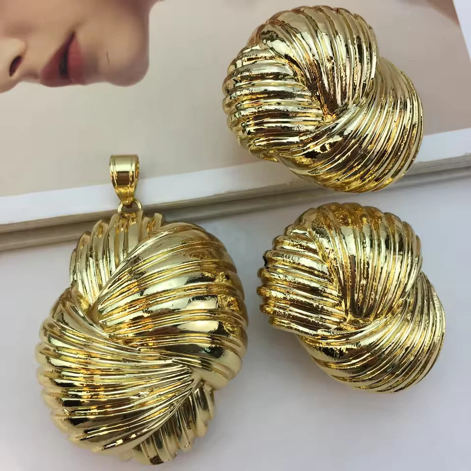 SPC020 Fashion Italian Dubai Gold Plated Light Weight Jewelry Set (2)